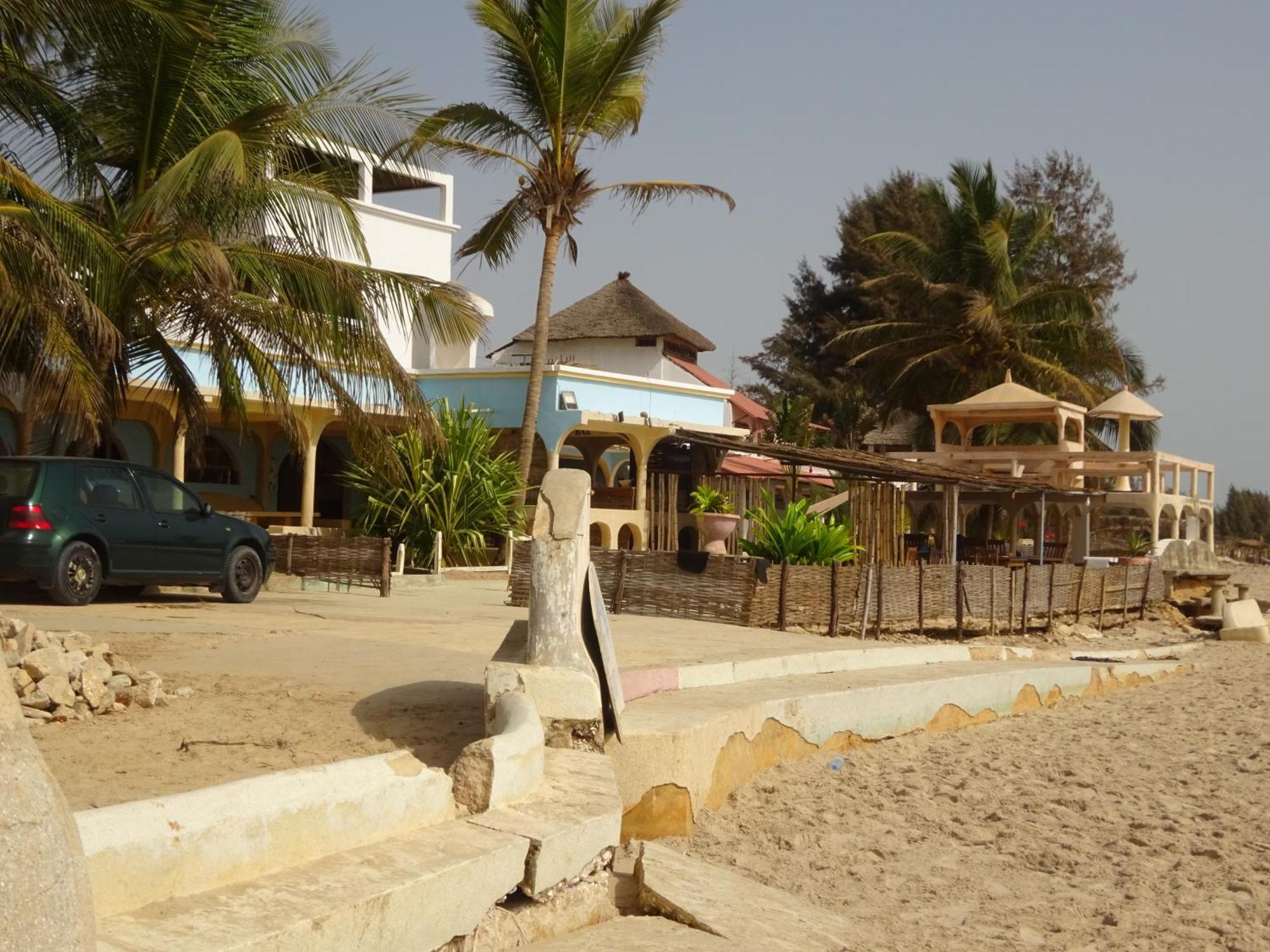 Hotel Du Bar De La Mer Cap Skirring Kabrousse Exterior photo